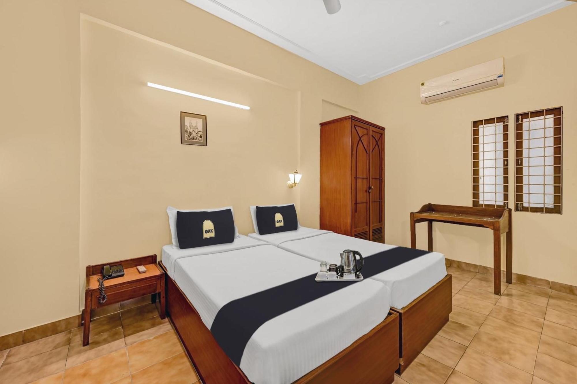 Super Townhouse Oak Hotel Belsons Taj Mahal Secundurabad 外观 照片