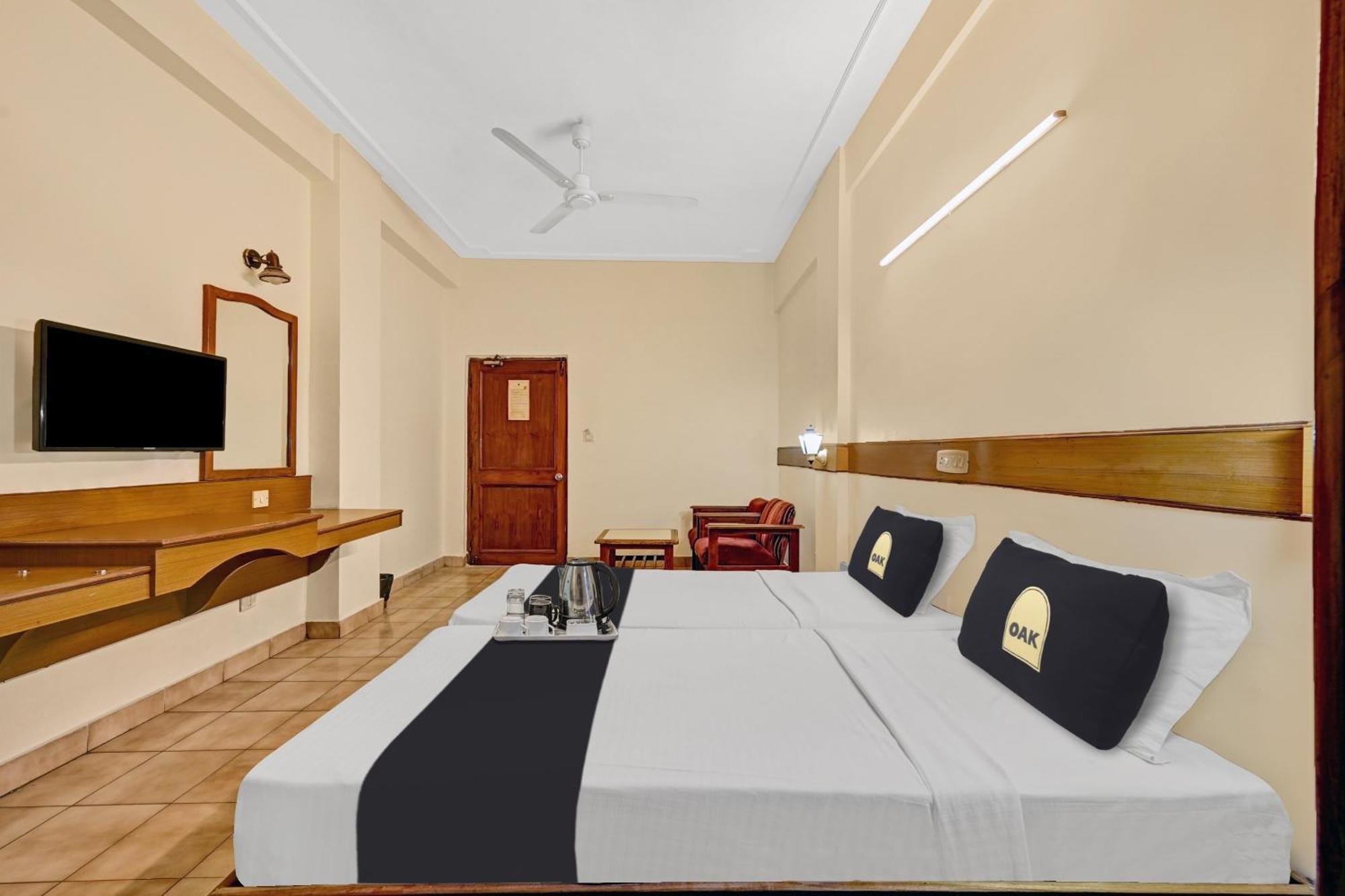 Super Townhouse Oak Hotel Belsons Taj Mahal Secundurabad 外观 照片