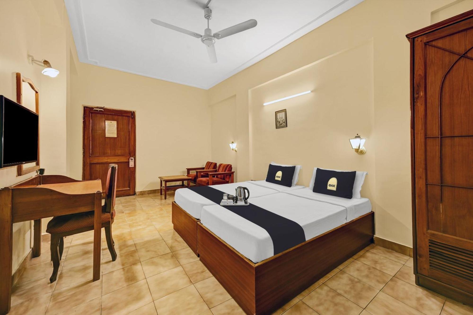 Super Townhouse Oak Hotel Belsons Taj Mahal Secundurabad 外观 照片